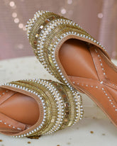 Colour Me Gold Embellished Jutti